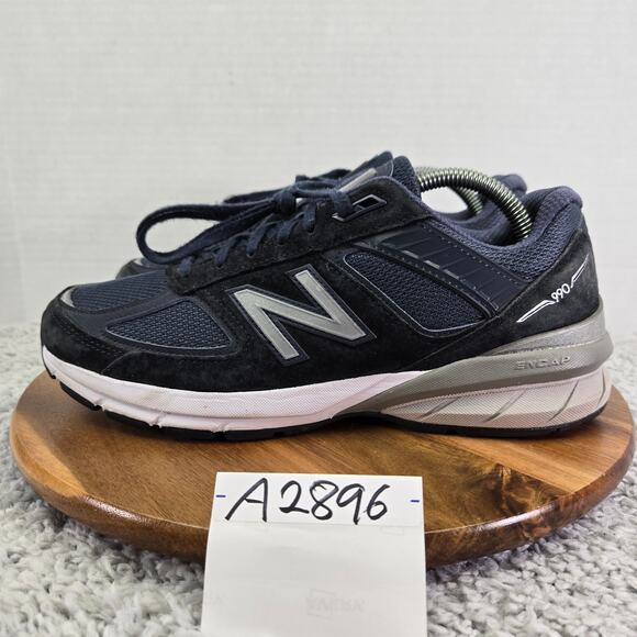 New Balance 990v5 Navy Athletic Casual Walking Daily Sneaker Mens 9 D M990NV5 - Picture 1 of 15